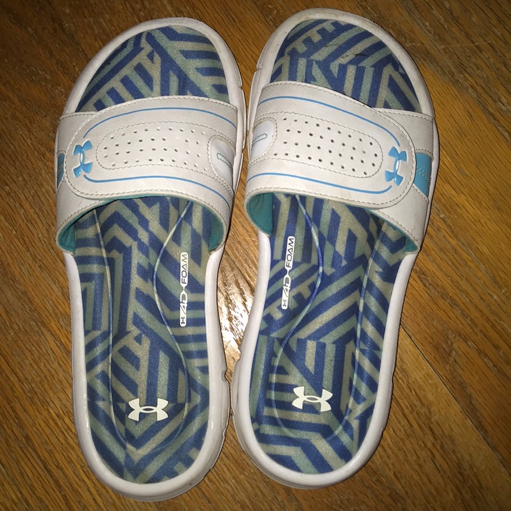 Under armour slides